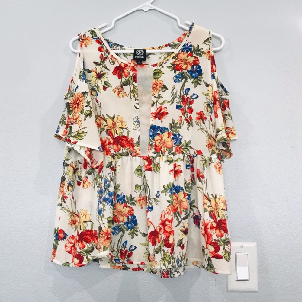 Floral cold shoulder blouse